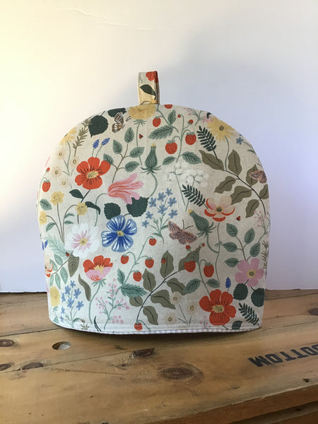 Tea Pot Cozy, Quilted Linen, 4-6 Cup, Rifle Paper Co, Strawberry Fields Natural