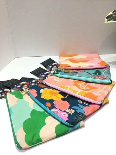 Small Flat 7X 6 inch Wet Dry Zipper Pouch, Cotton Fabric Variations Available